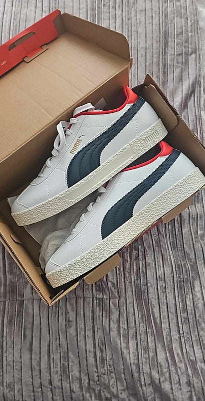 Puma trainers