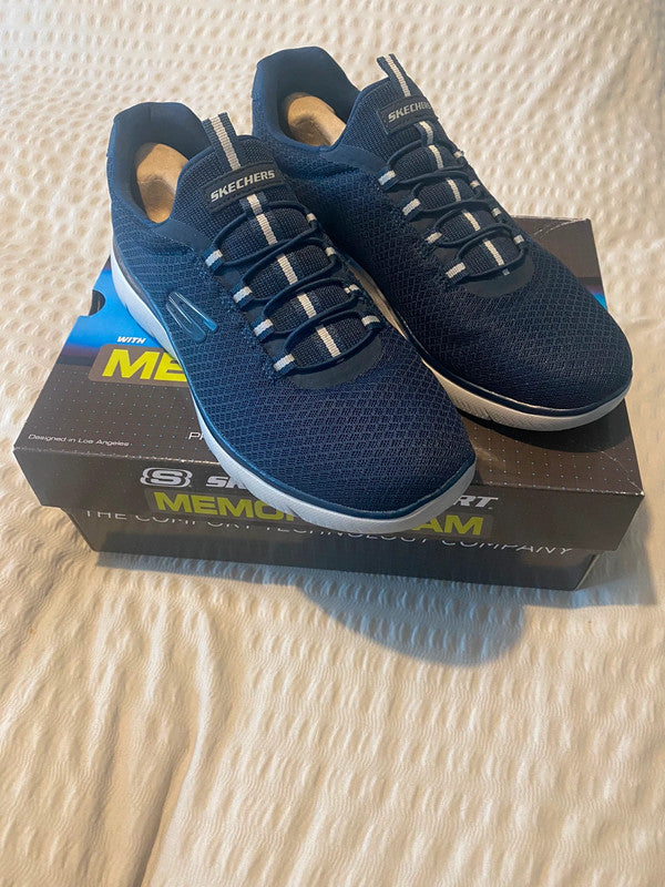 Navy Sketcher Summit Trainers